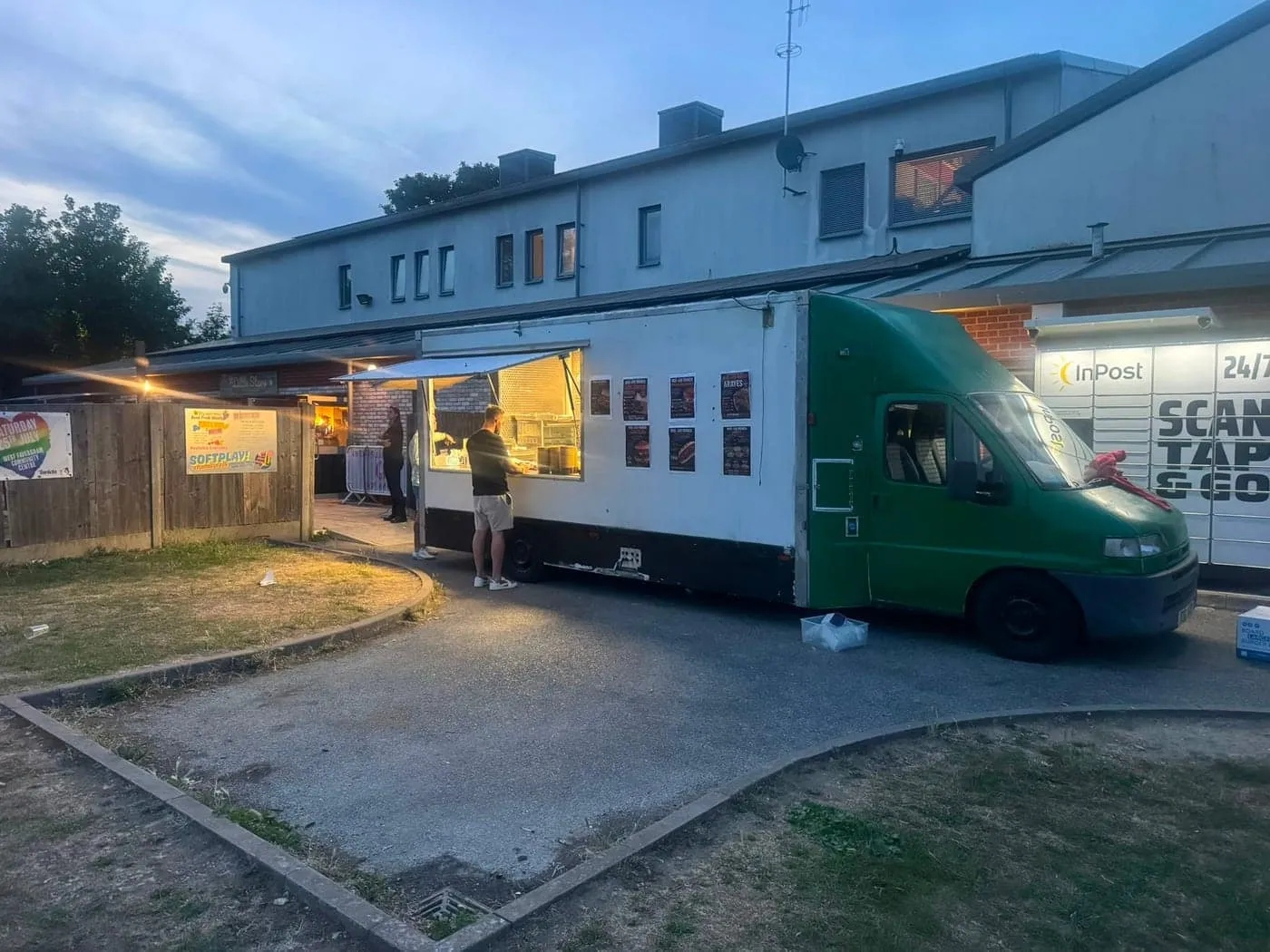 The Mae-Jah Munch van serving customers at an event during the build